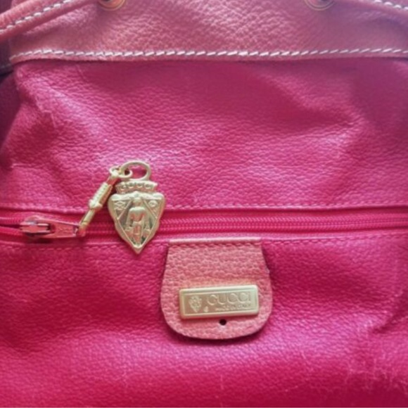 New VTG Gucci XL Red Suede Backpack Leather Straps - Picture 6 of 8